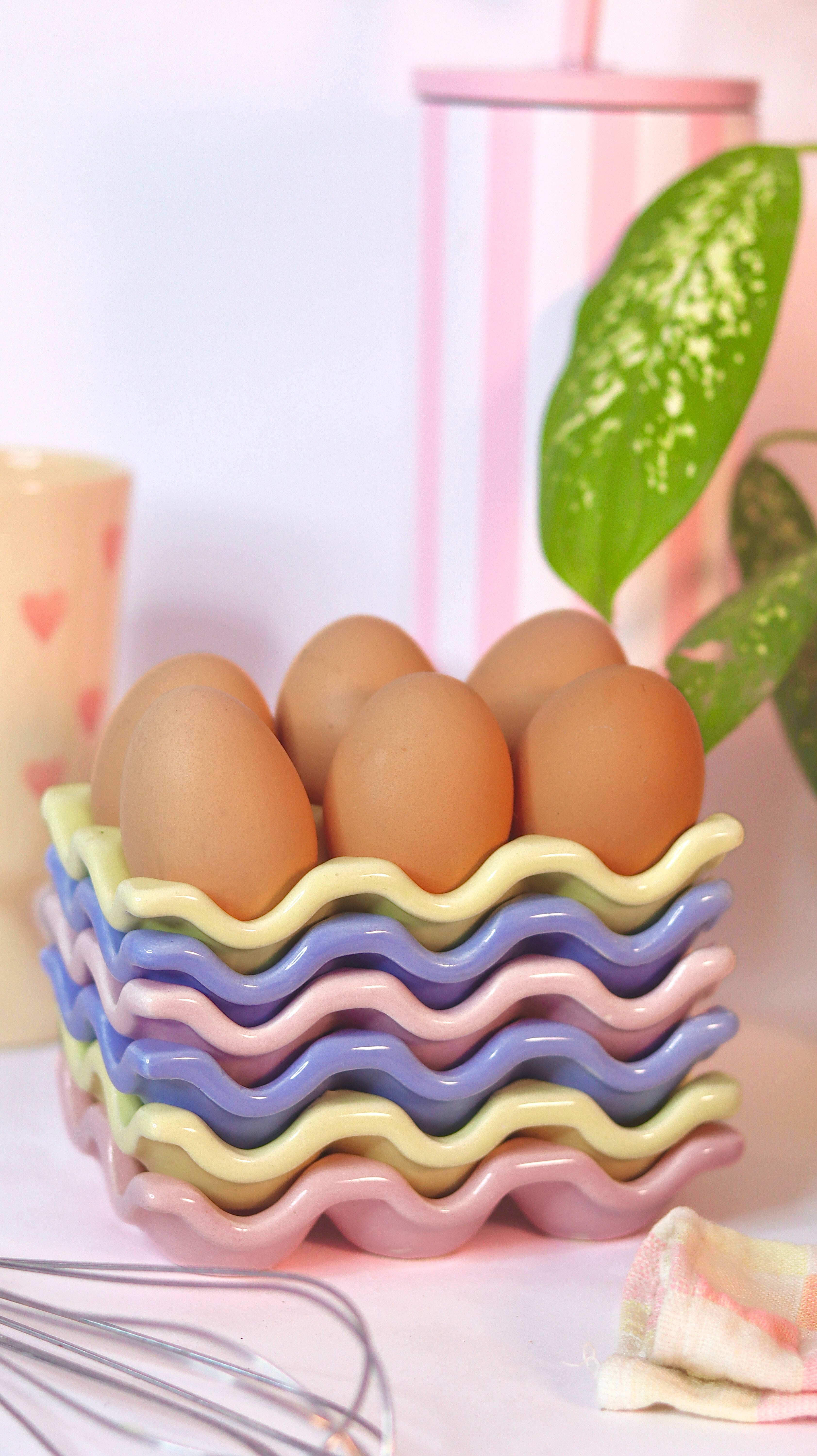Egg-stra Cute ceramic egg tray in pastel hues by KLAEORA for kitchen decor and breakfast styling
