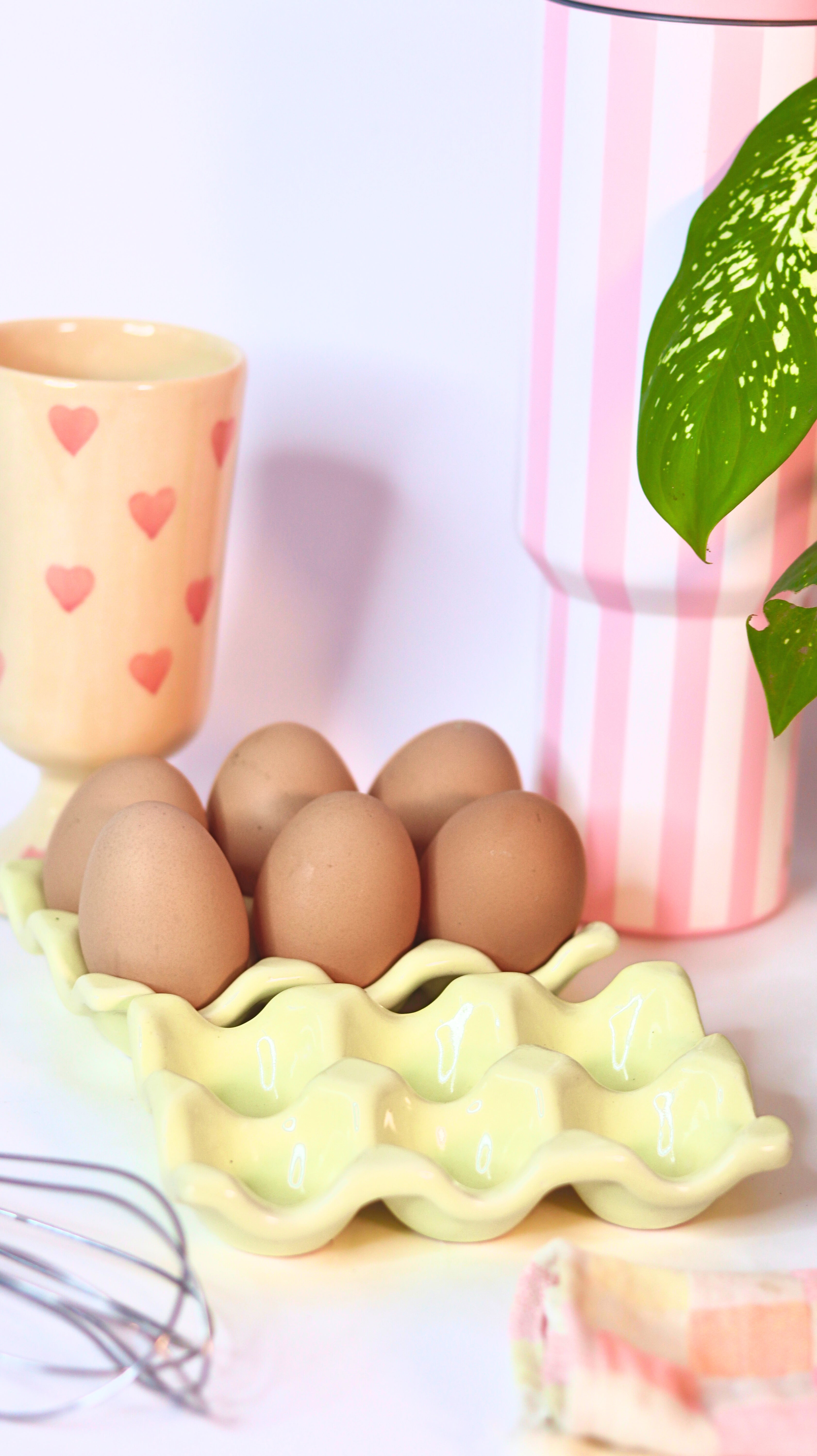 Egg-stra Cute ceramic egg tray in pastel hues by KLAEORA for kitchen decor and breakfast styling
