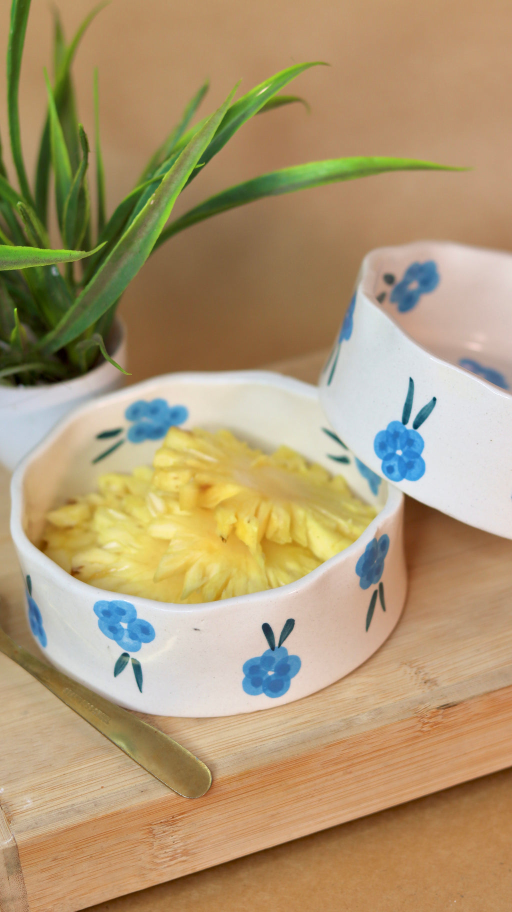 Blue Bloom berry Bowl