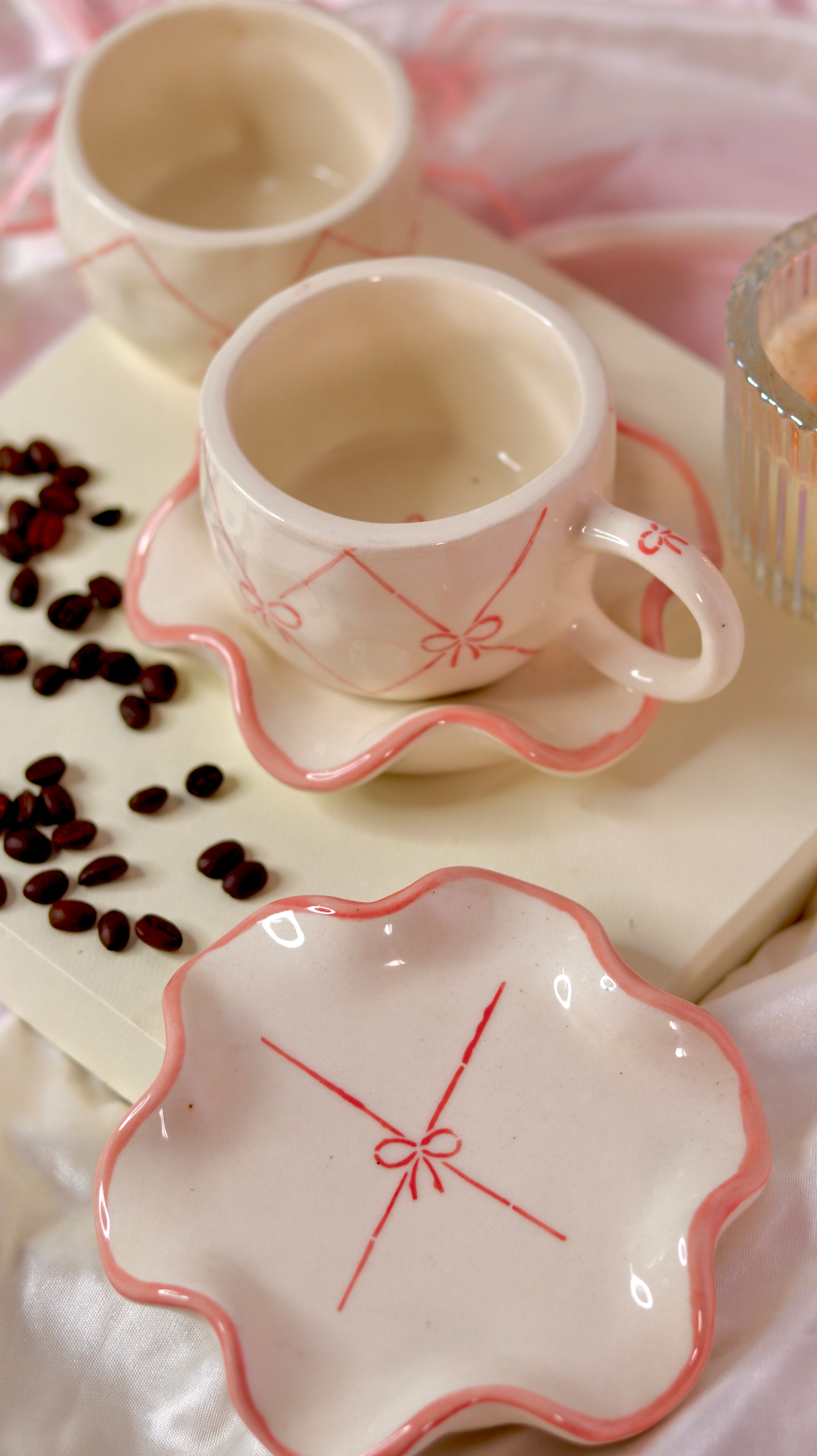 Bella Bow cup & Saucer