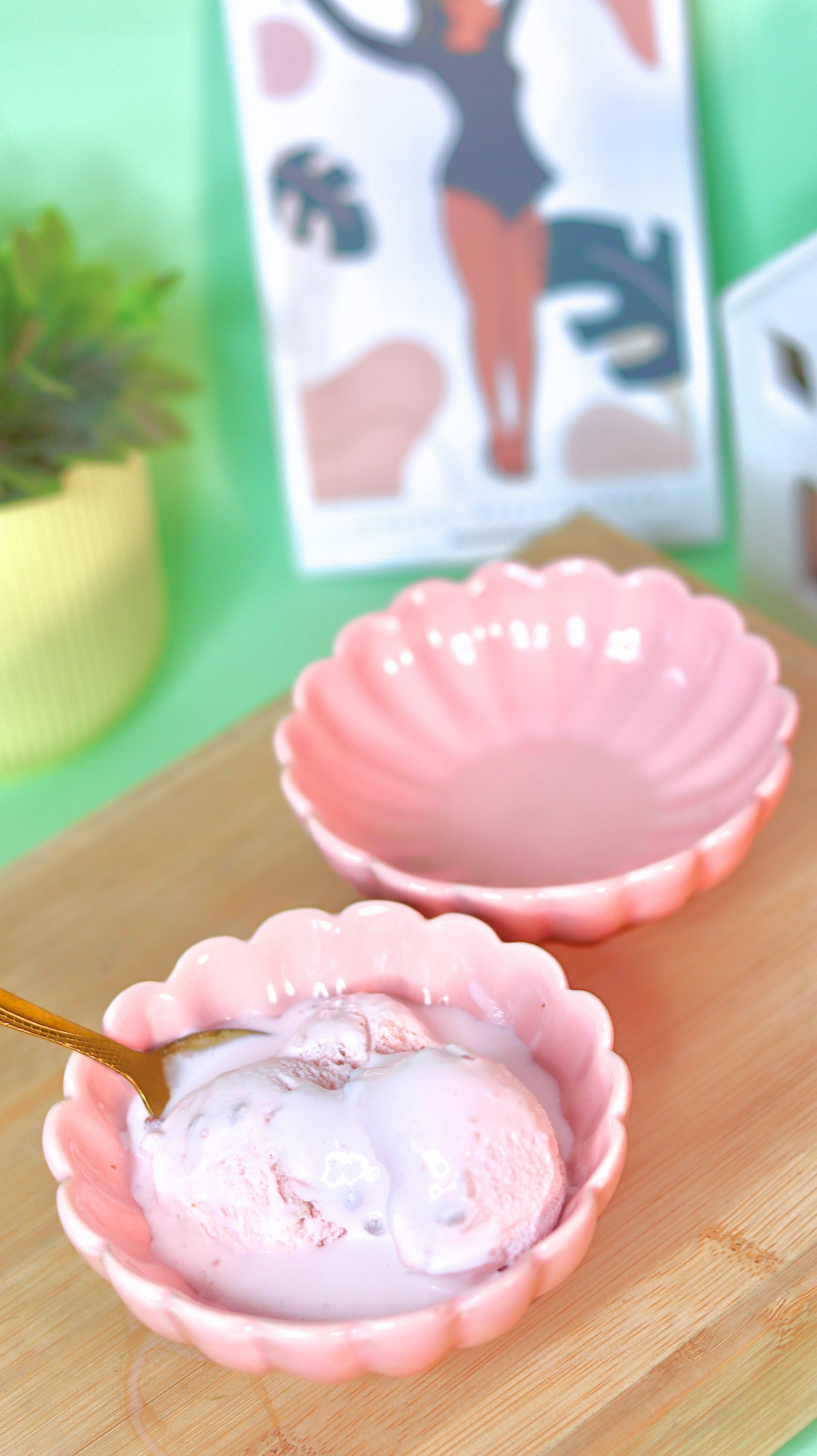 Dessert bowl pink