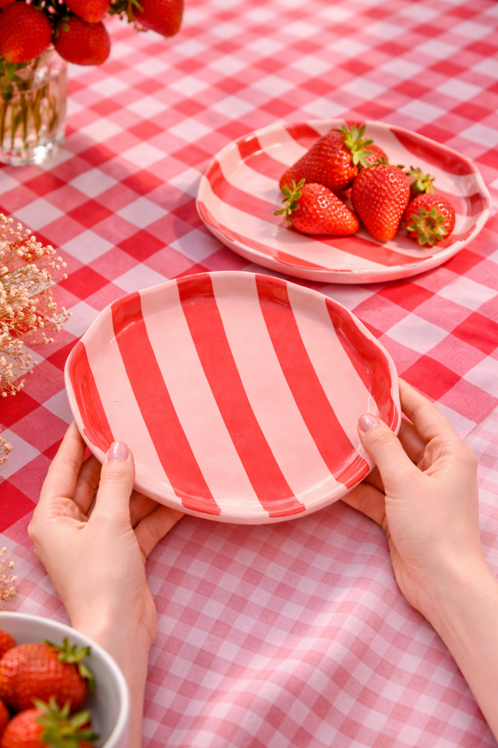 Red & Pink Strip Cookie Plate