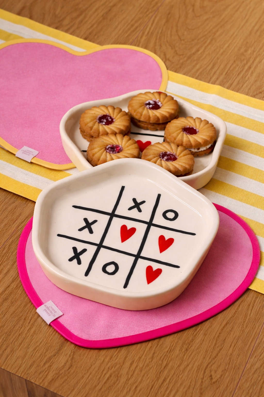 Tic - Tac Heart Dessert Plate