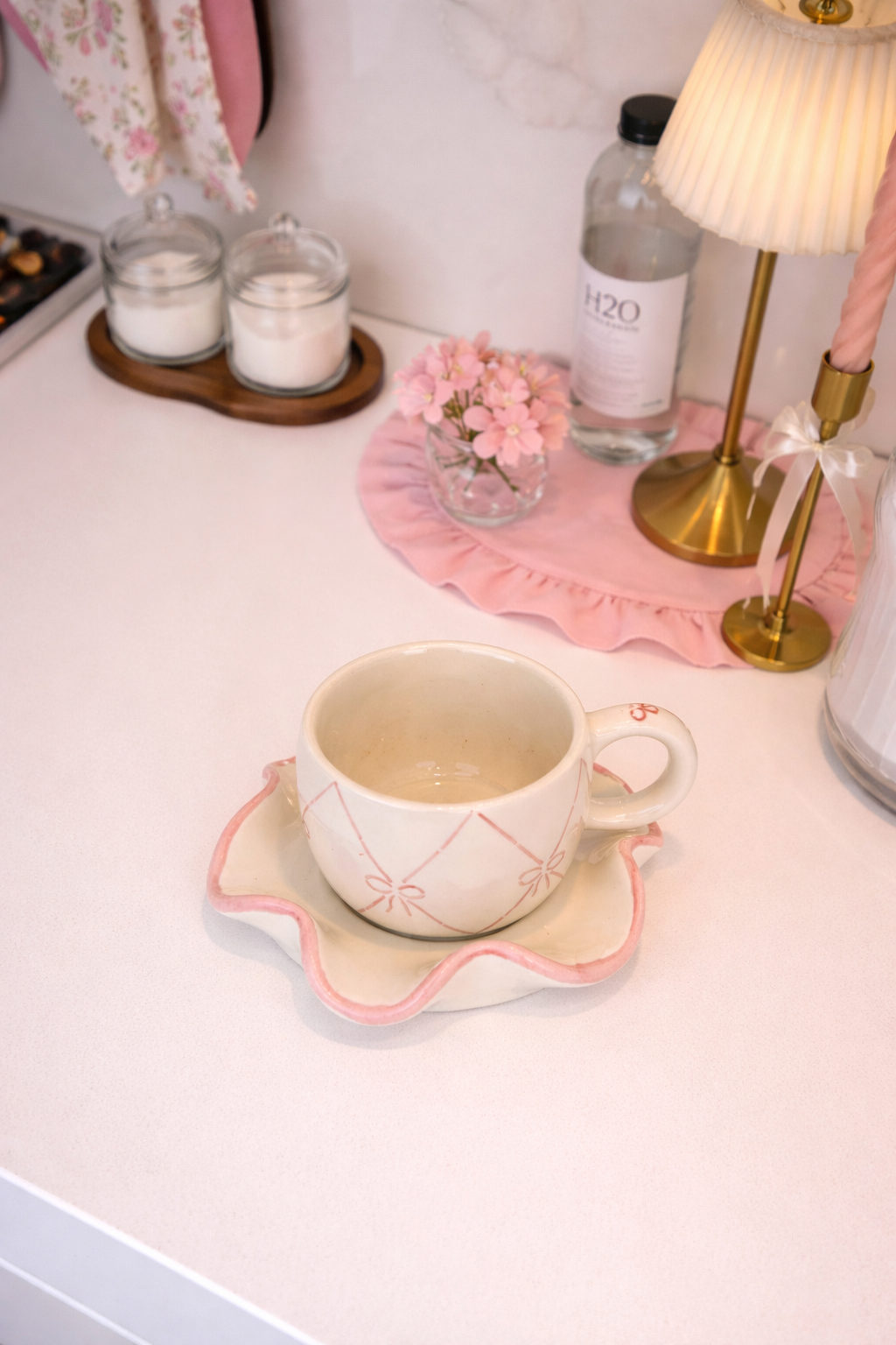 Bella Bow Cup & Saucer