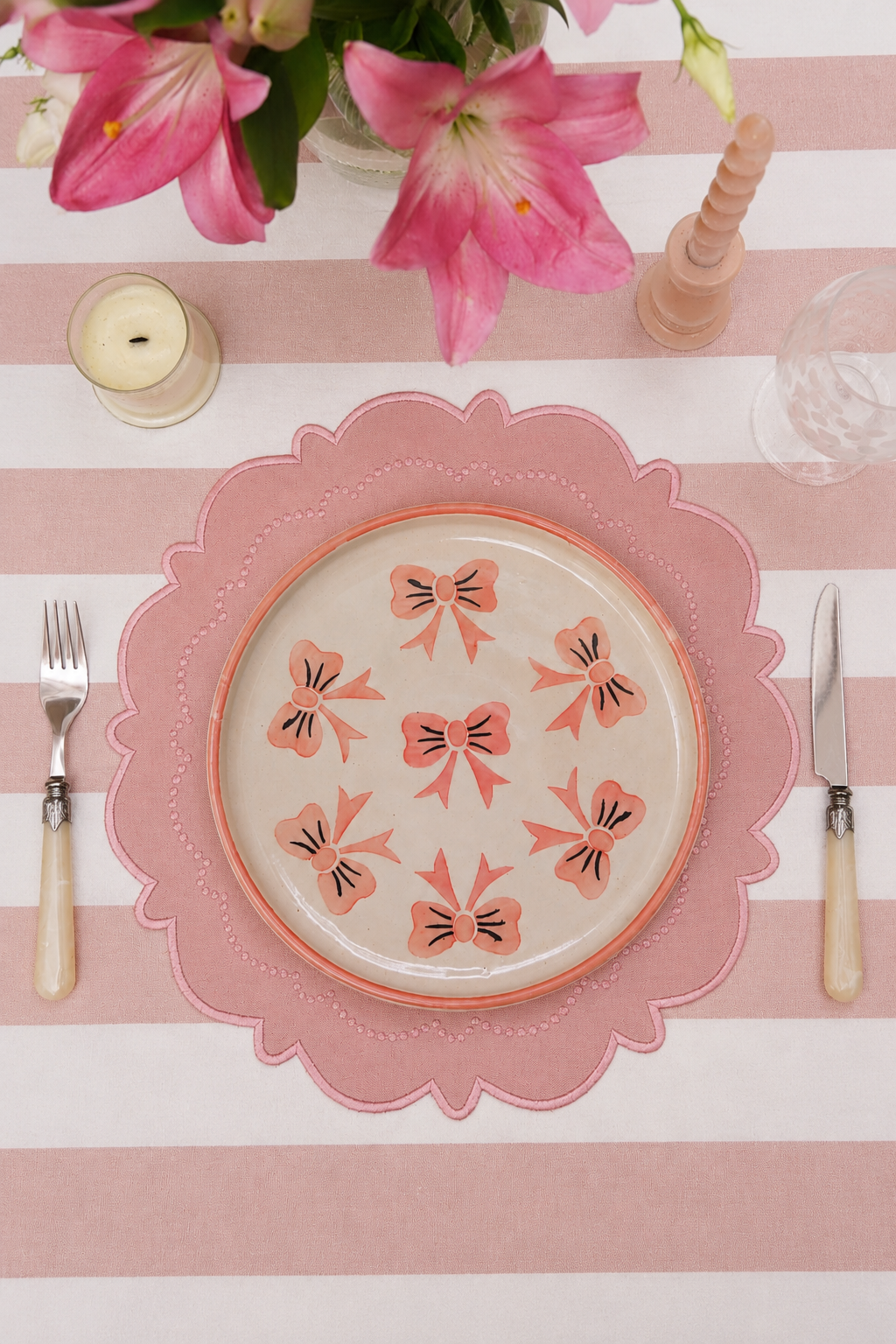 Coquette Bow Plate