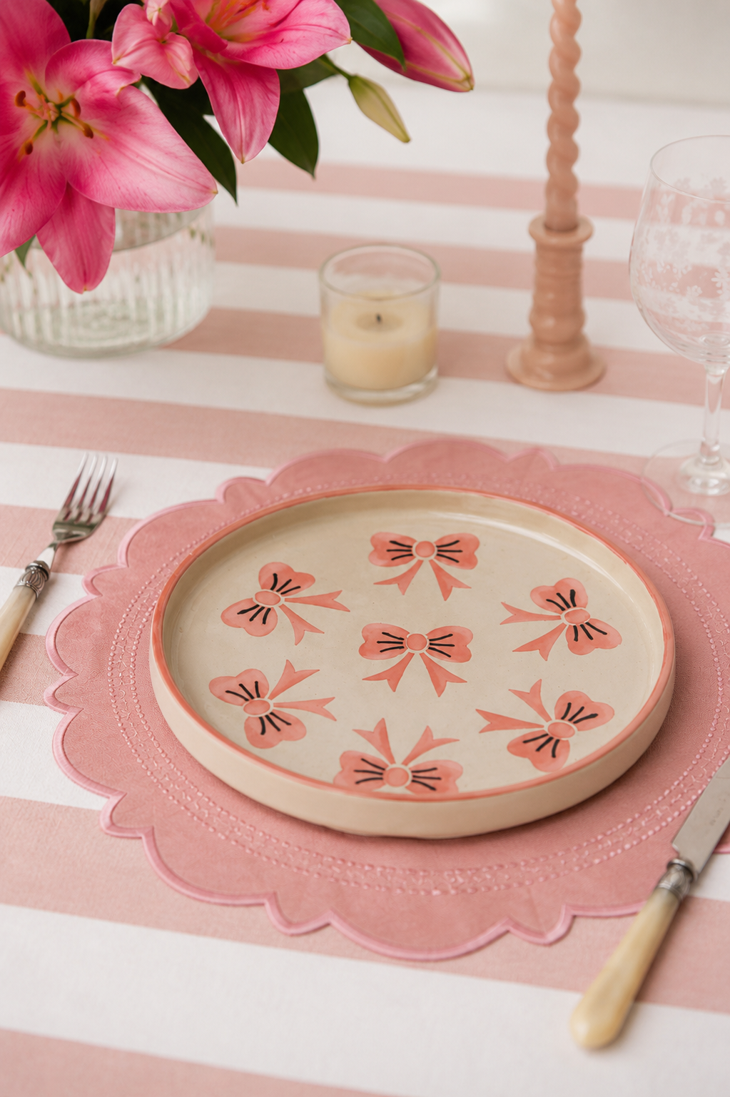 Coquette Bow Plate